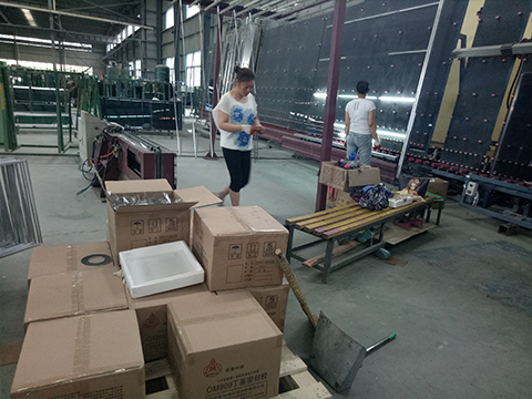 995中性硅酮膠生產現場